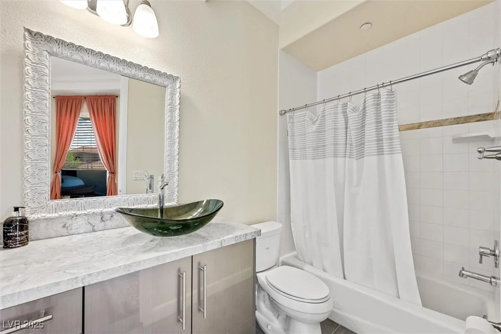 7192 Polita, Las Vegas, NV 89156