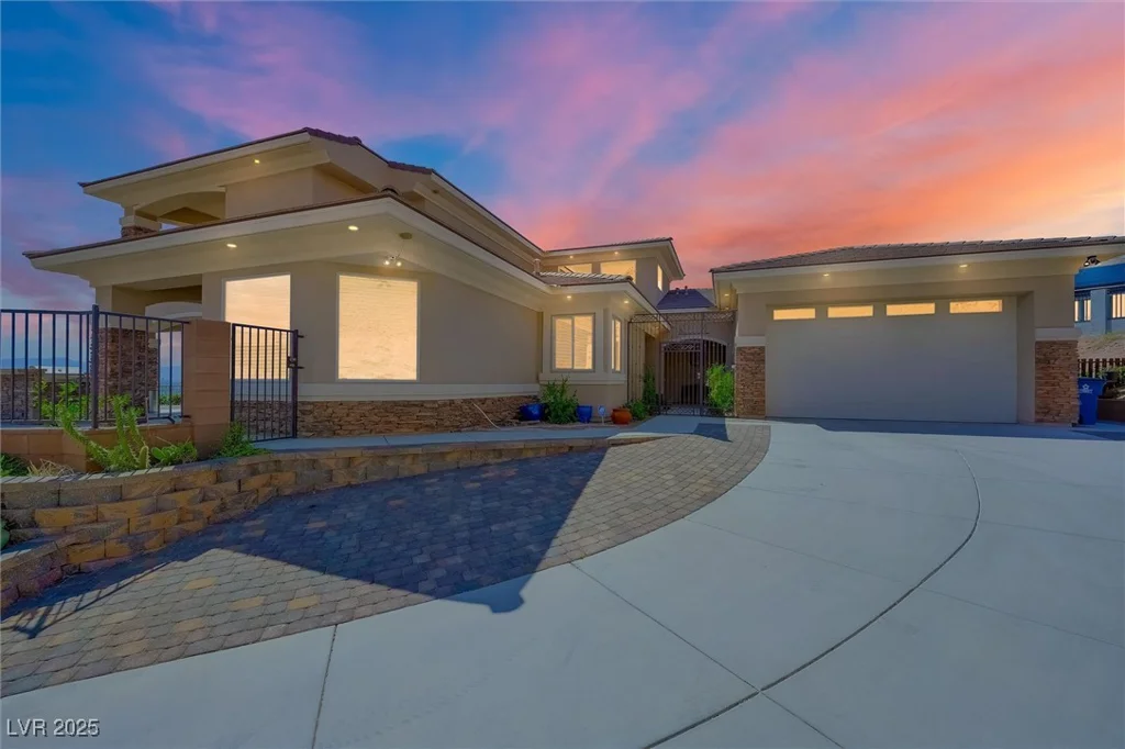 7192 Polita, Las Vegas, NV 89156