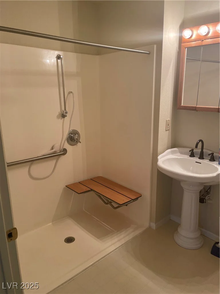 609 Victory, Henderson, NV 89015