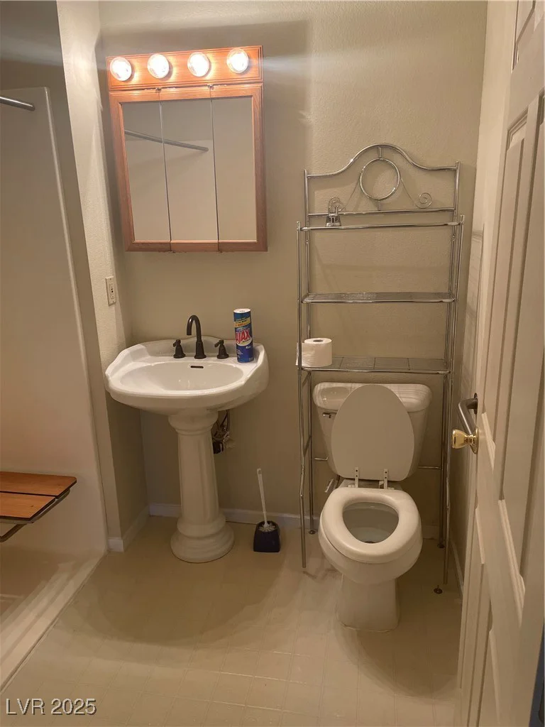 609 Victory, Henderson, NV 89015
