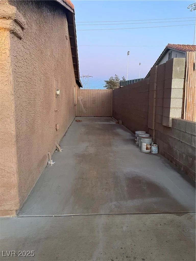 609 Victory, Henderson, NV 89015