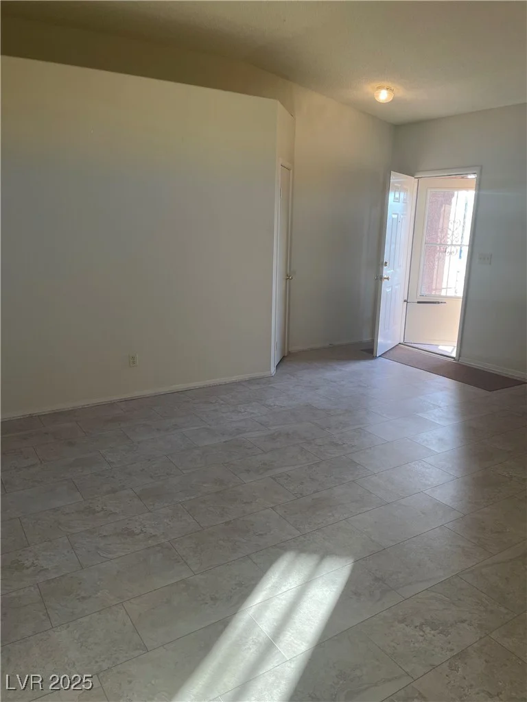 609 Victory, Henderson, NV 89015