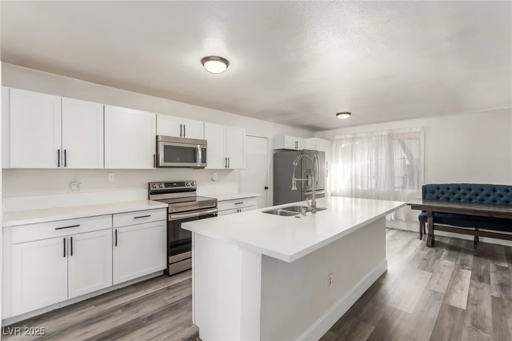 232 Colleen, Las Vegas, NV 89107