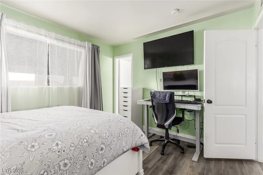 232 Colleen, Las Vegas, NV 89107