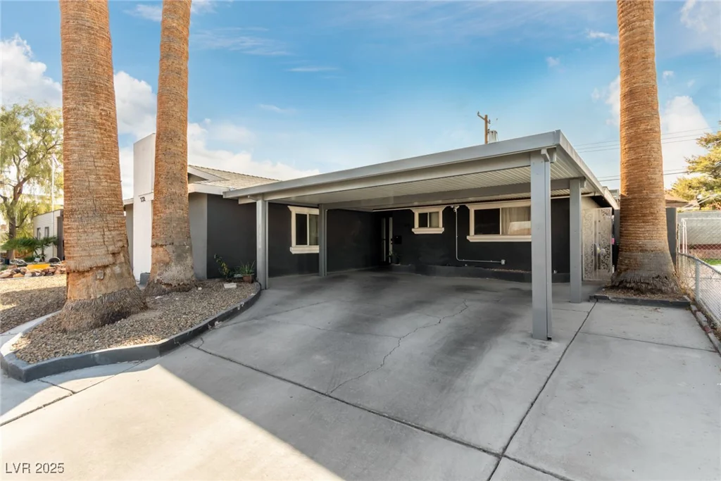 232 Colleen, Las Vegas, NV 89107
