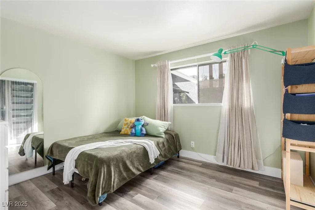 232 Colleen, Las Vegas, NV 89107