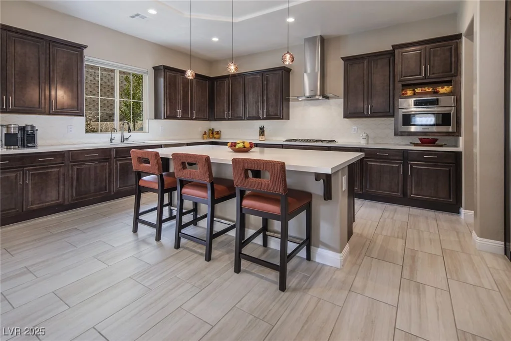 4202 San Alivia, Las Vegas, NV 89141