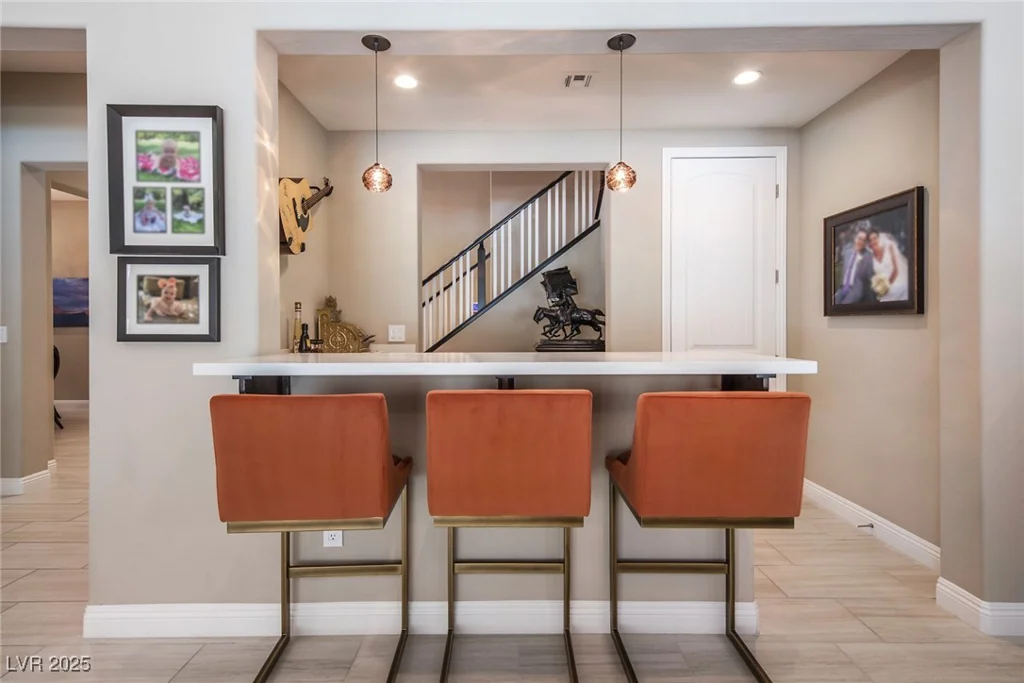 4202 San Alivia, Las Vegas, NV 89141