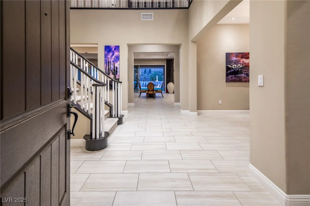 4202 San Alivia, Las Vegas, NV 89141