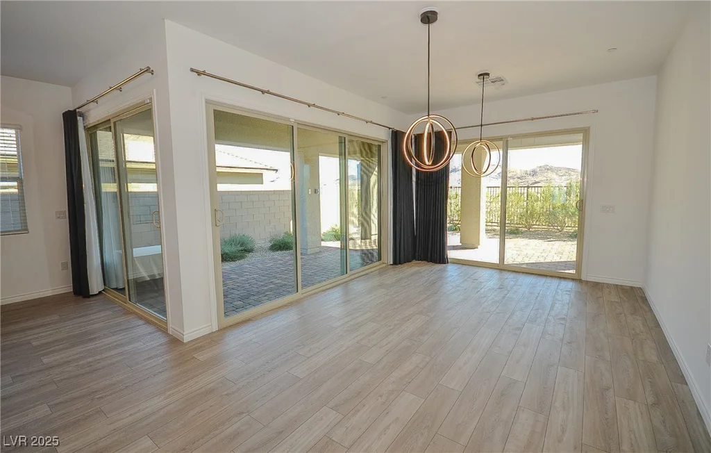 12457 Heritage Bend, Las Vegas, NV 89138