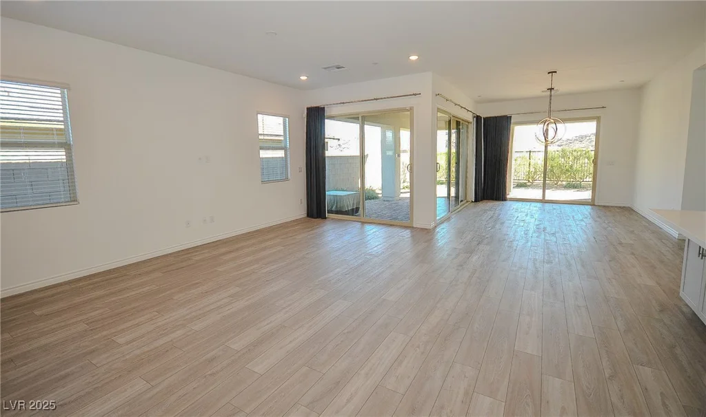 12457 Heritage Bend, Las Vegas, NV 89138