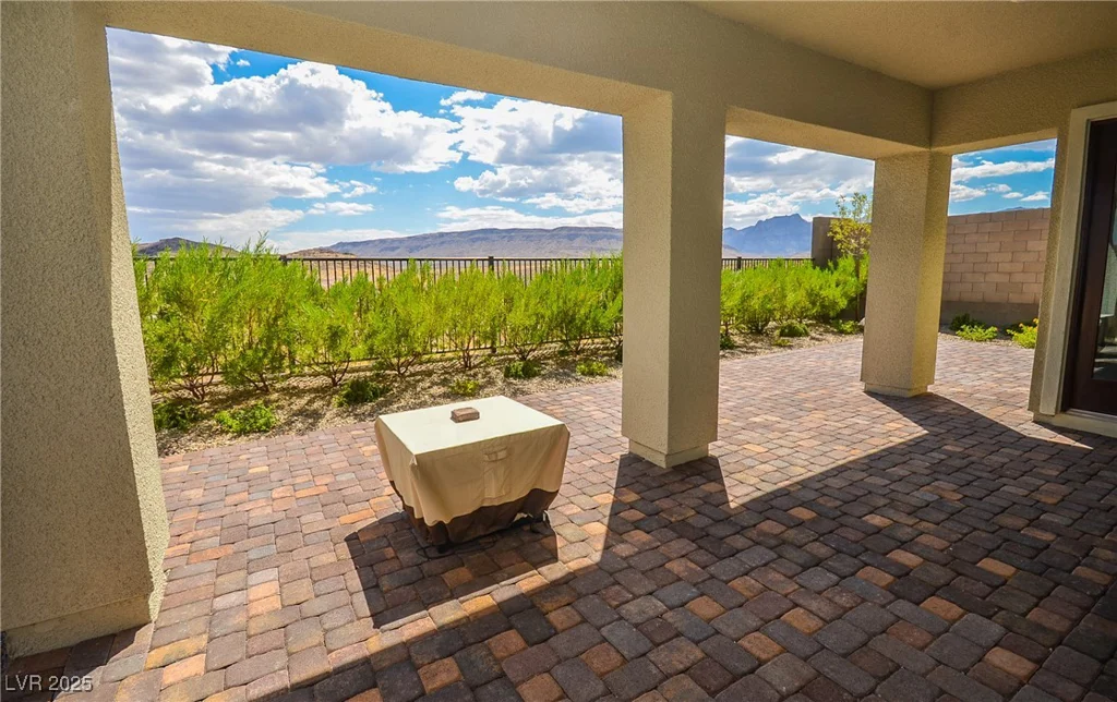 12457 Heritage Bend, Las Vegas, NV 89138