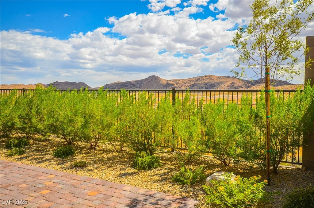 12457 Heritage Bend, Las Vegas, NV 89138