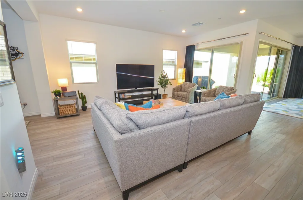12457 Heritage Bend, Las Vegas, NV 89138