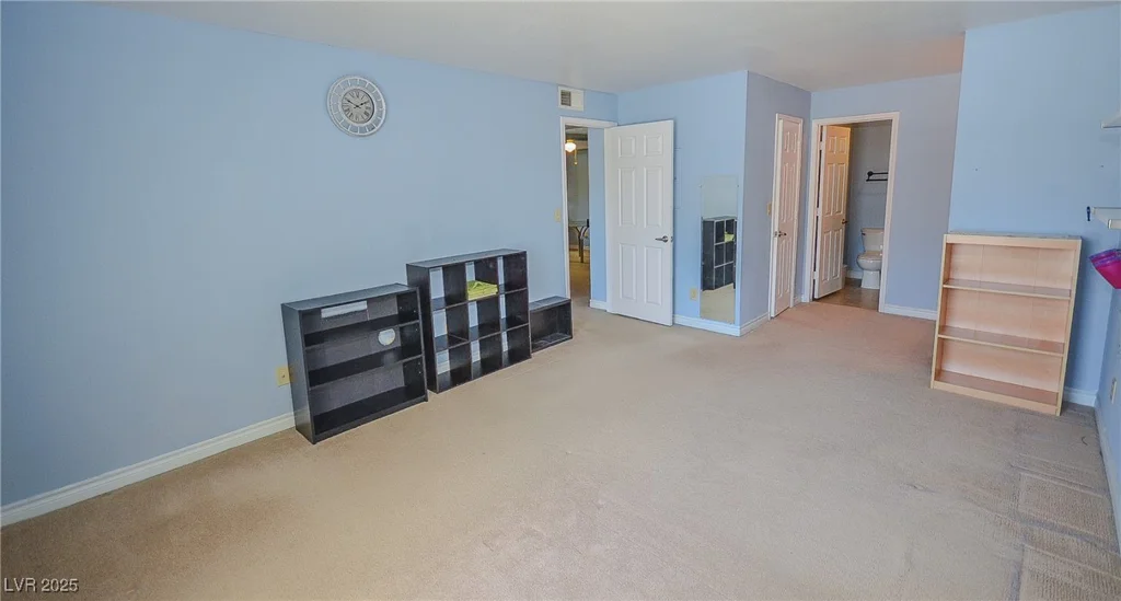 2451 Rainbow, Las Vegas, NV 89108