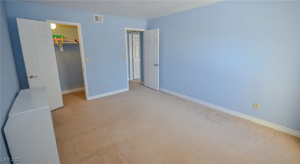 2451 Rainbow, Las Vegas, NV 89108