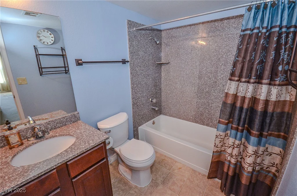 2451 Rainbow, Las Vegas, NV 89108