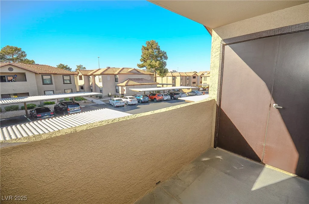 2451 Rainbow, Las Vegas, NV 89108