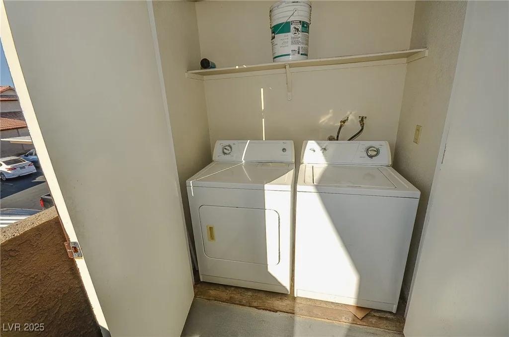 2451 Rainbow, Las Vegas, NV 89108