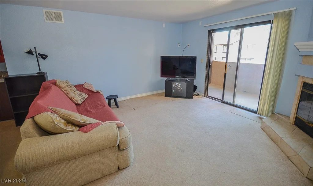 2451 Rainbow, Las Vegas, NV 89108