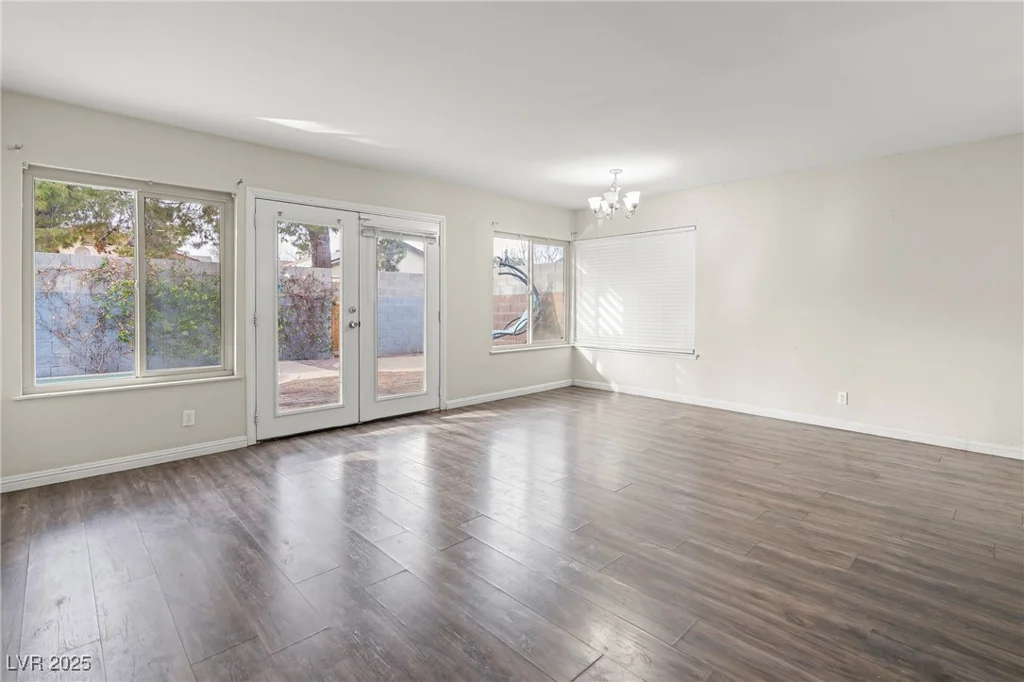 4775 Summerhill, Las Vegas, NV 89121