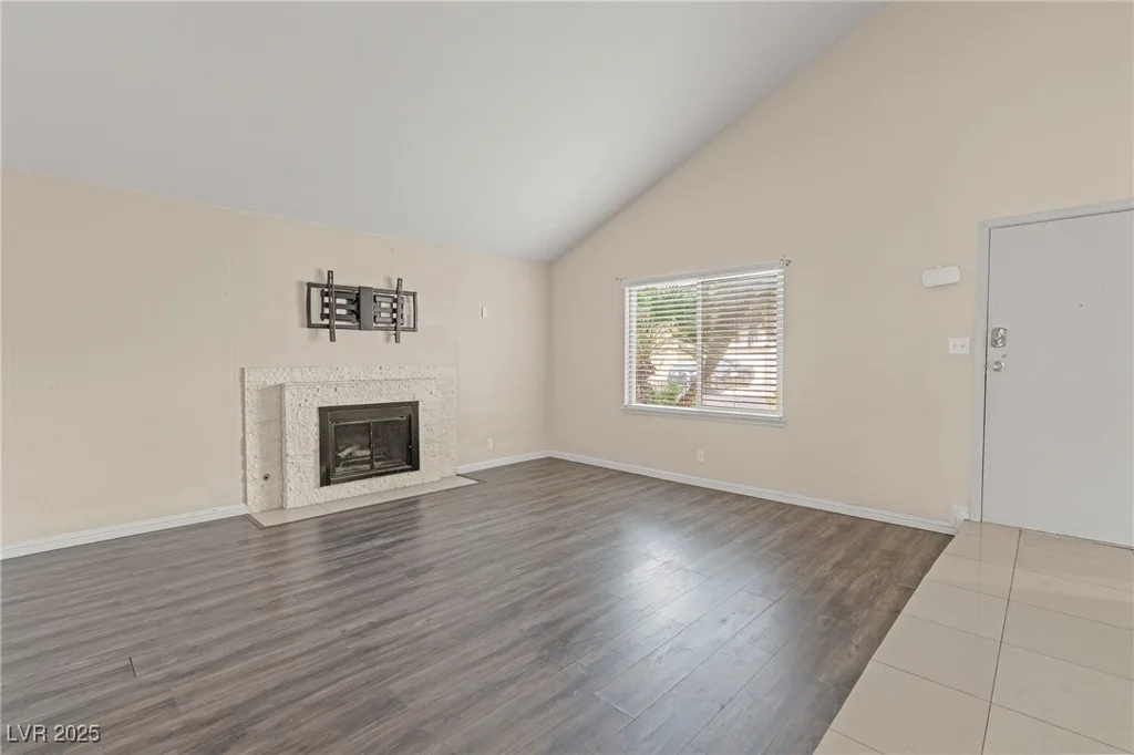4775 Summerhill, Las Vegas, NV 89121