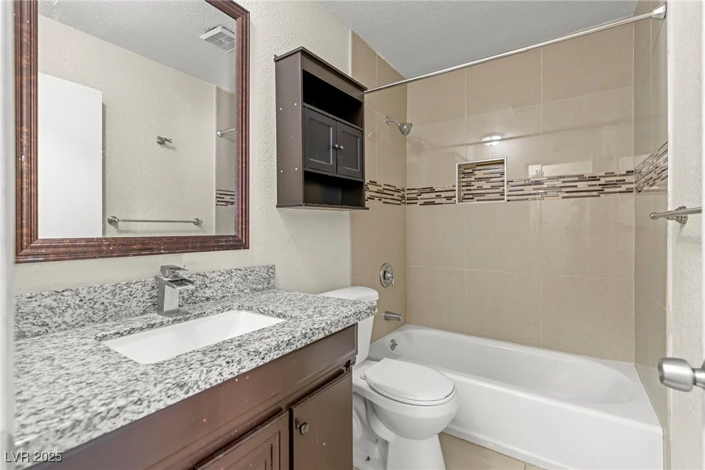 4775 Summerhill, Las Vegas, NV 89121