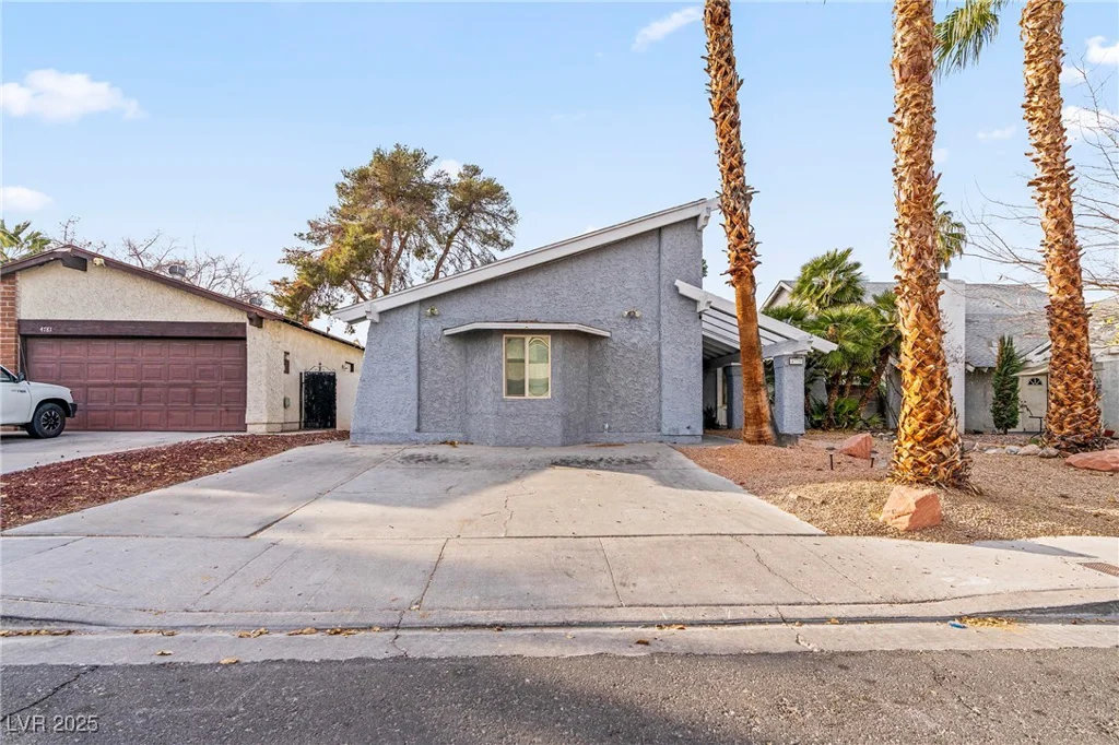4775 Summerhill, Las Vegas, NV 89121