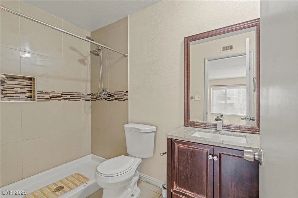 4775 Summerhill, Las Vegas, NV 89121