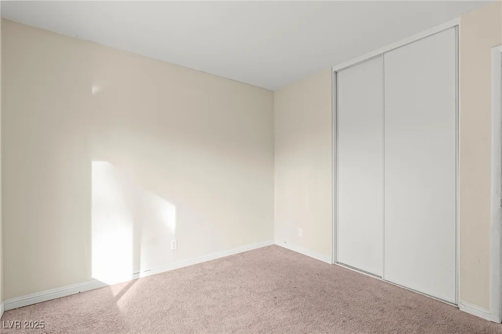 4775 Summerhill, Las Vegas, NV 89121
