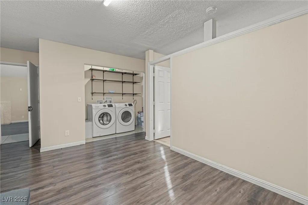 4775 Summerhill, Las Vegas, NV 89121