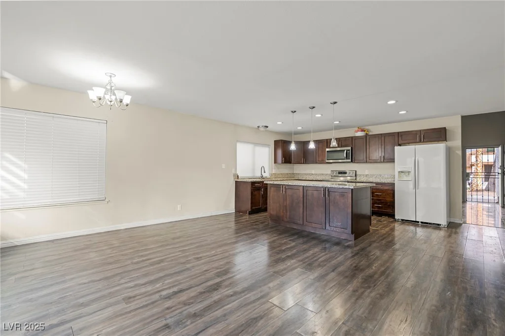 4775 Summerhill, Las Vegas, NV 89121