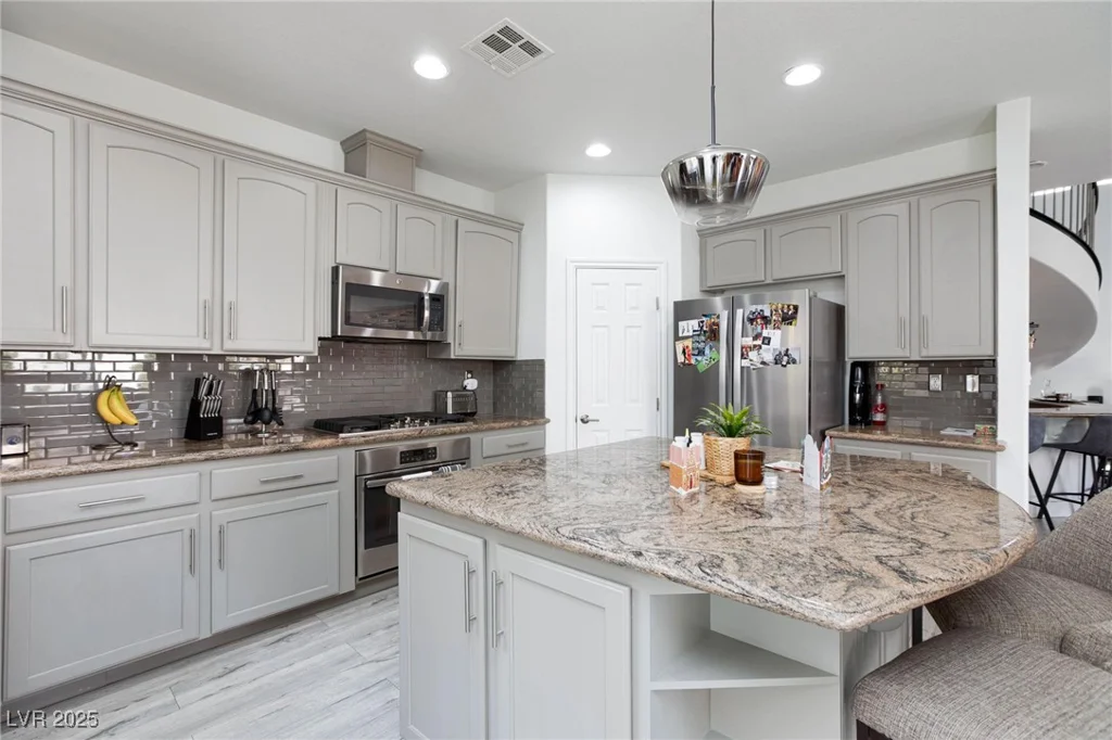 9542 Gainey Ranch, Las Vegas, NV 89147
