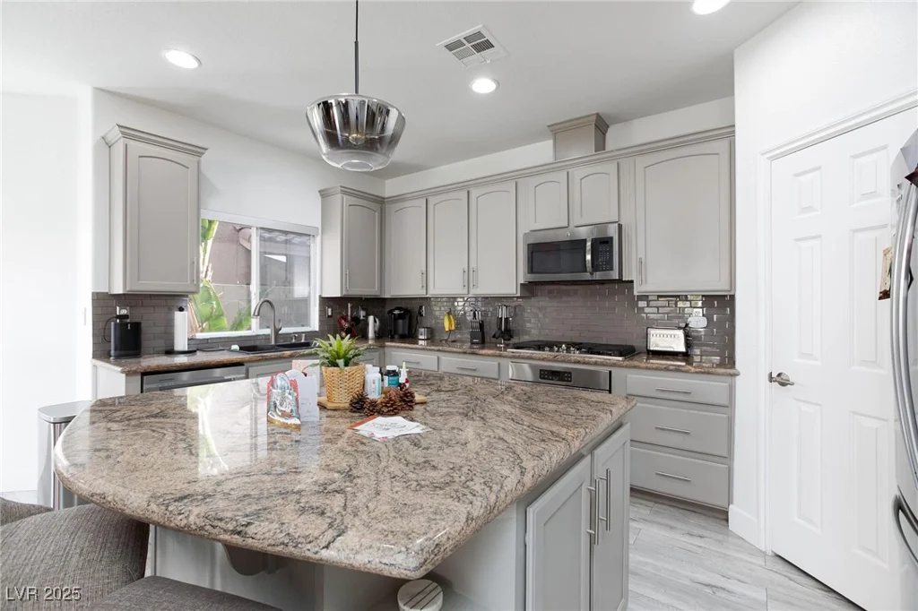 9542 Gainey Ranch, Las Vegas, NV 89147