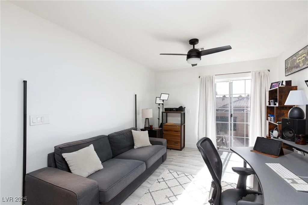 9542 Gainey Ranch, Las Vegas, NV 89147