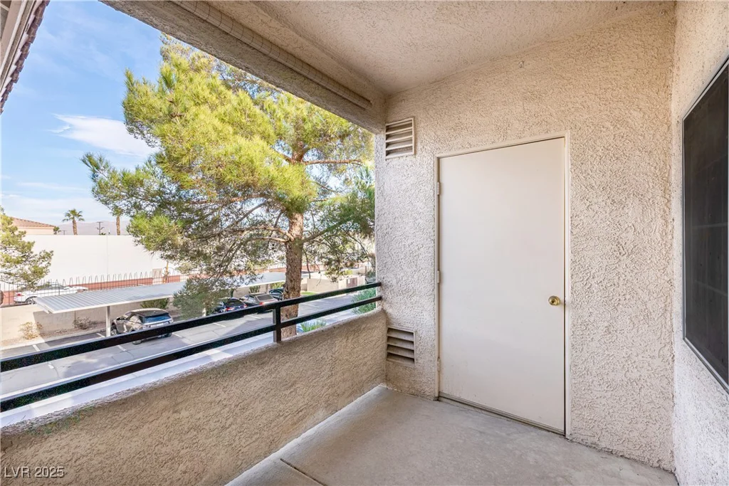 1830 Buffalo, Las Vegas, NV 89128