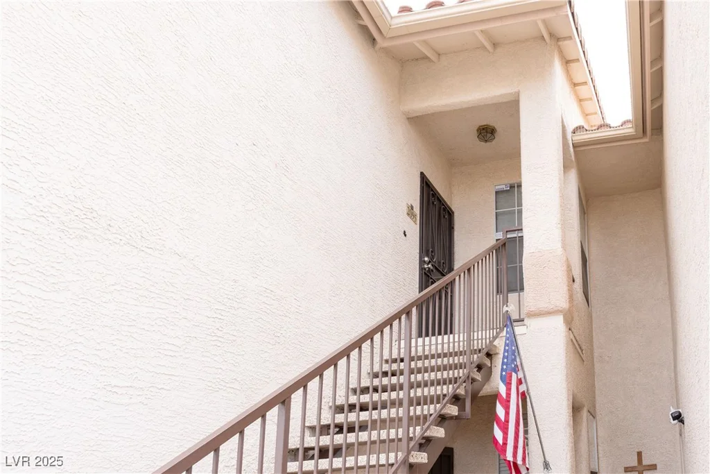 1830 Buffalo, Las Vegas, NV 89128