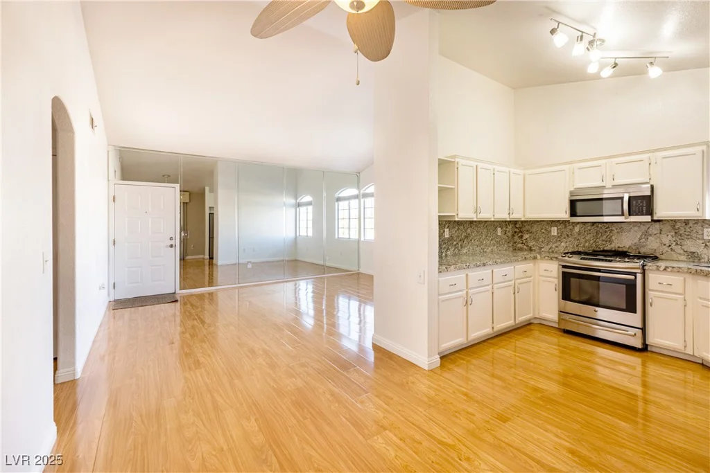 1830 Buffalo, Las Vegas, NV 89128
