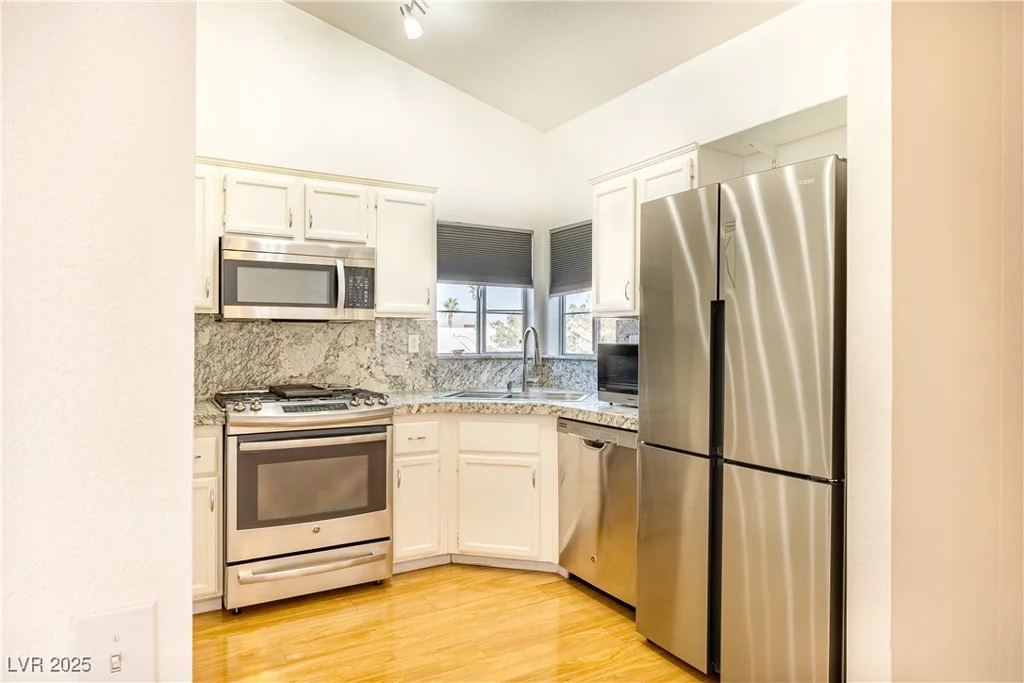 1830 Buffalo, Las Vegas, NV 89128