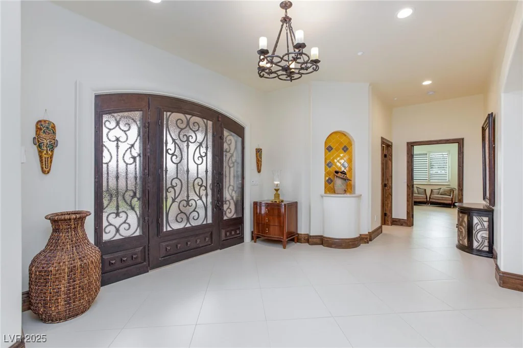 3888 Pebble, Las Vegas, NV 89139