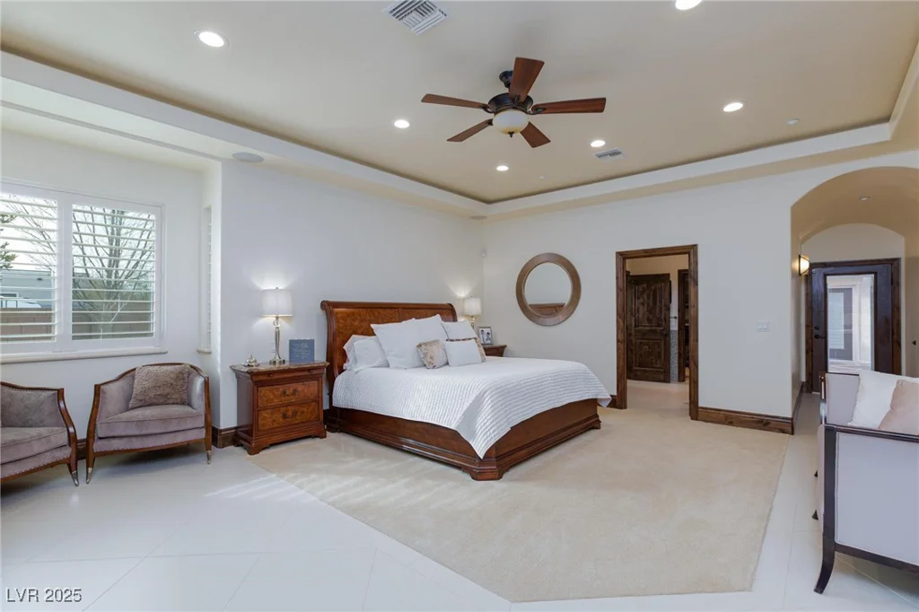 3888 Pebble, Las Vegas, NV 89139
