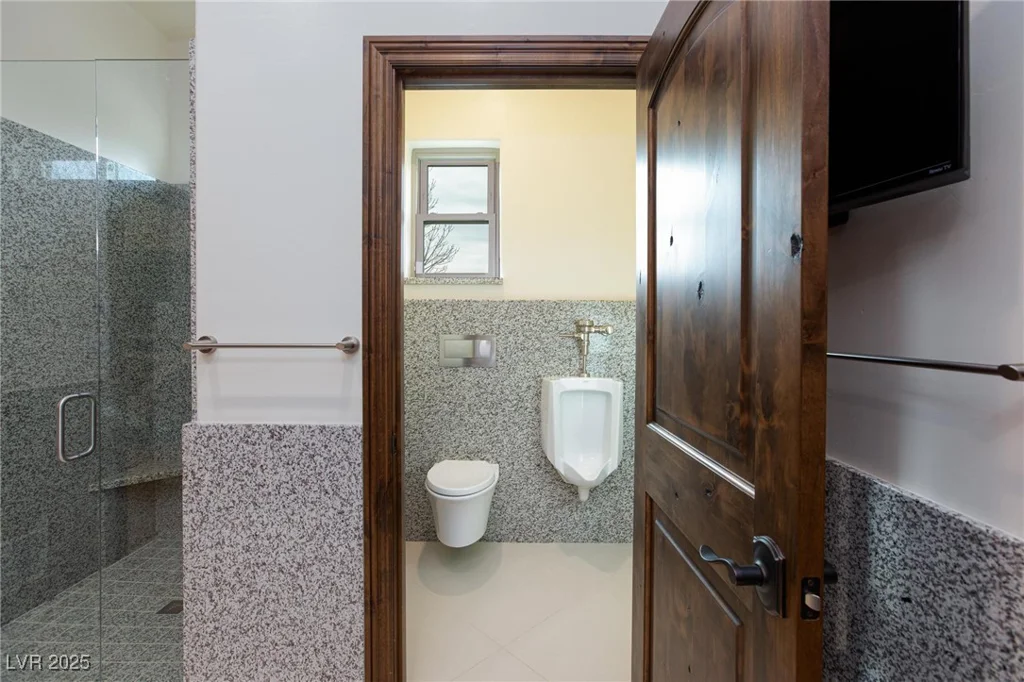 3888 Pebble, Las Vegas, NV 89139