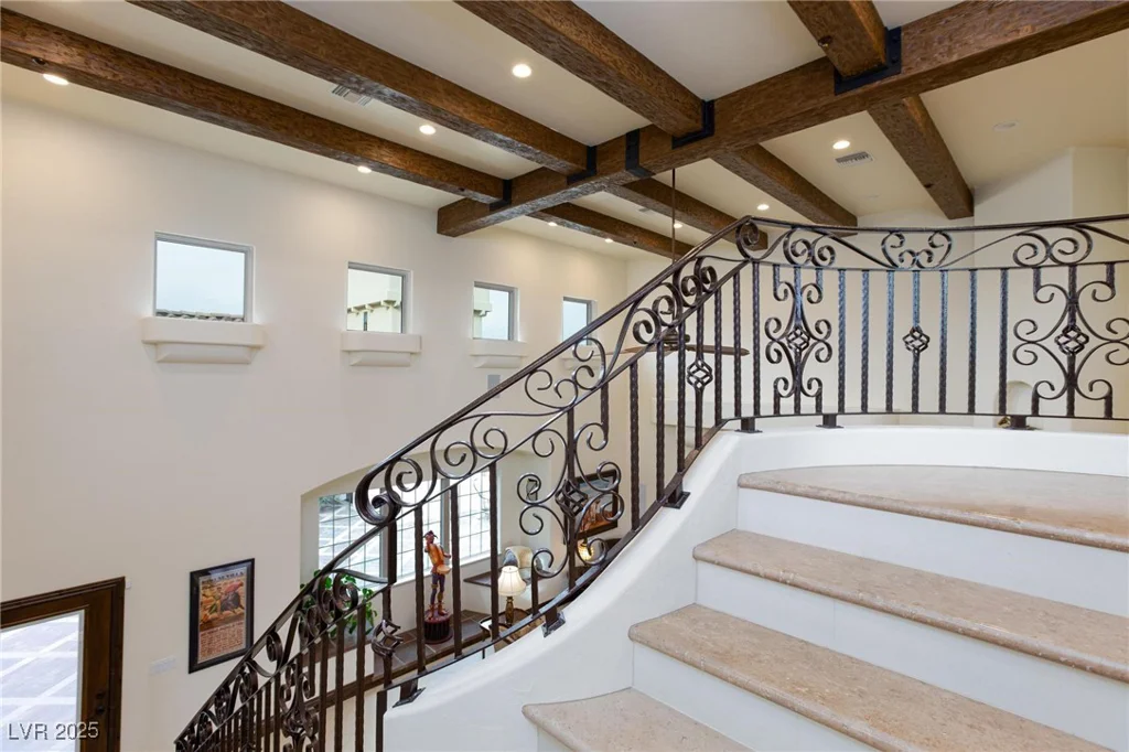 3888 Pebble, Las Vegas, NV 89139