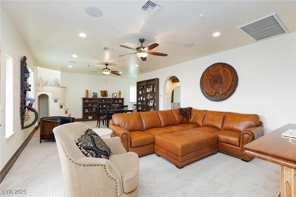 3888 Pebble, Las Vegas, NV 89139