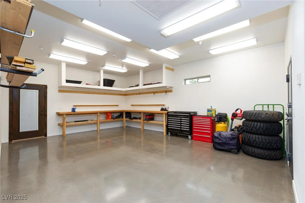 3888 Pebble, Las Vegas, NV 89139