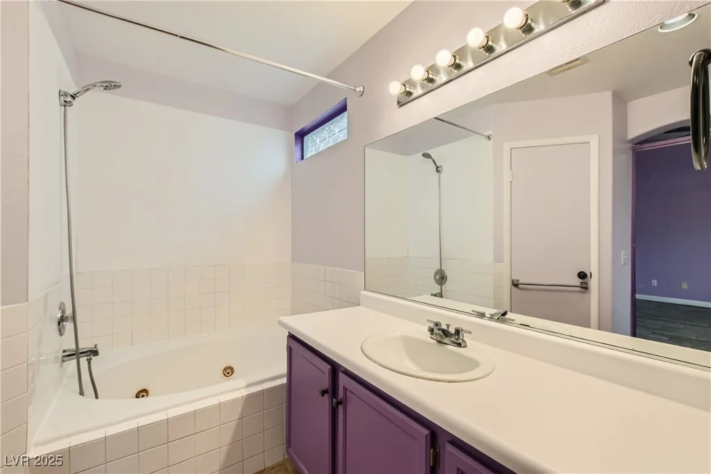 5041 Vista Del Rancho, North Las Vegas, NV 89031