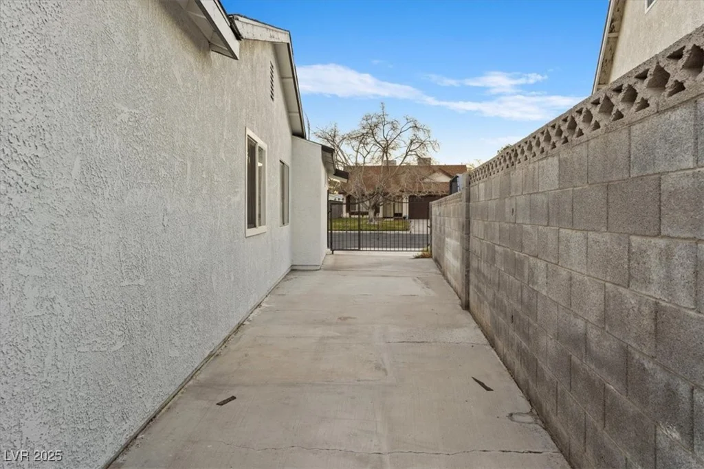 7134 Grasswood, Las Vegas, NV 89147