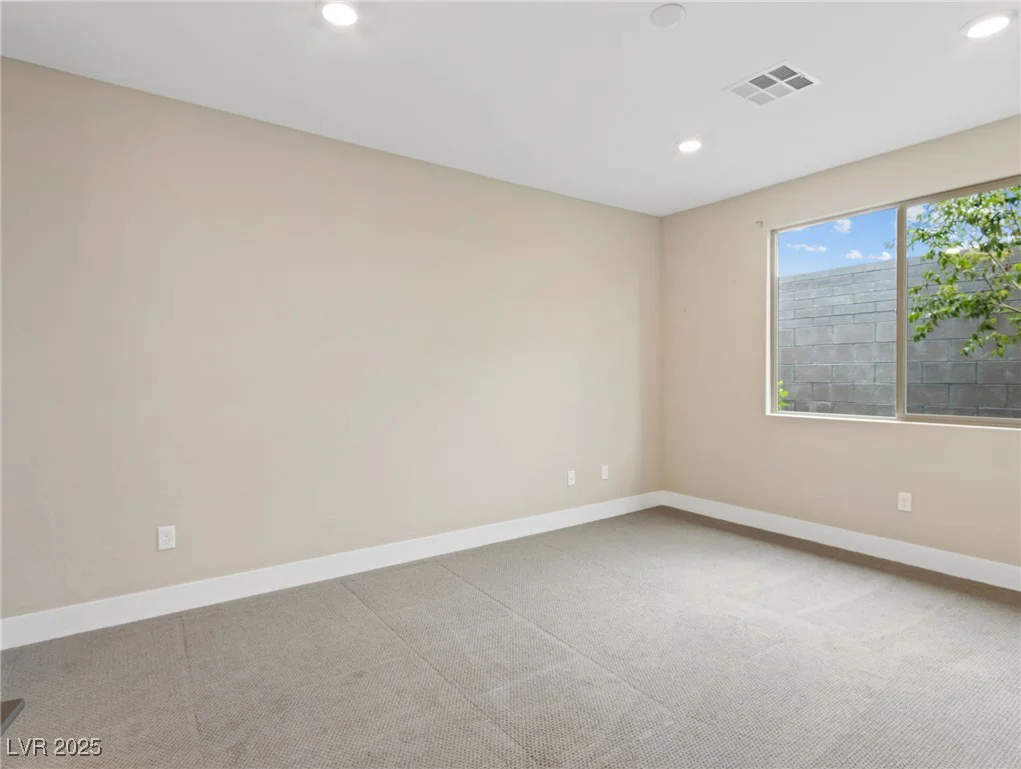9911 Spinel, Las Vegas, NV 89143