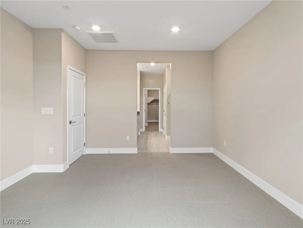 9911 Spinel, Las Vegas, NV 89143