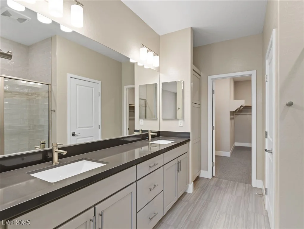 9911 Spinel, Las Vegas, NV 89143